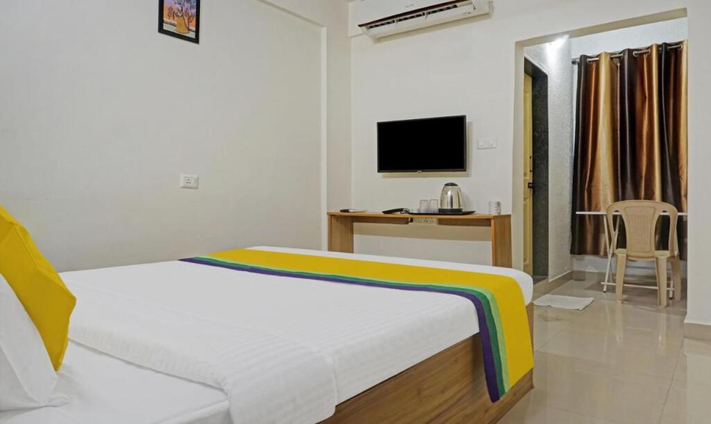Пуна: Itsy Hotels AY Plus Hotels