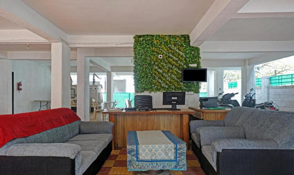 Пуна: Itsy Hotels AY Plus Hotels