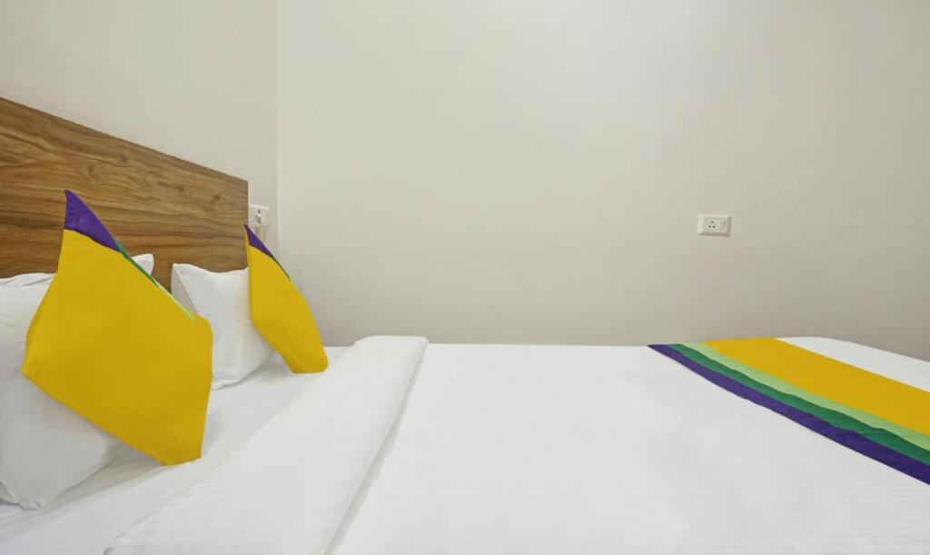 Пуна: Itsy Hotels AY Plus Hotels