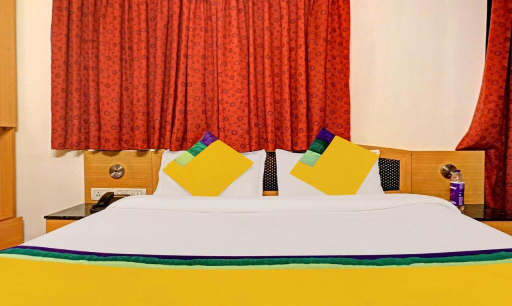 Пуна: Itsy Hotels Crown Inn