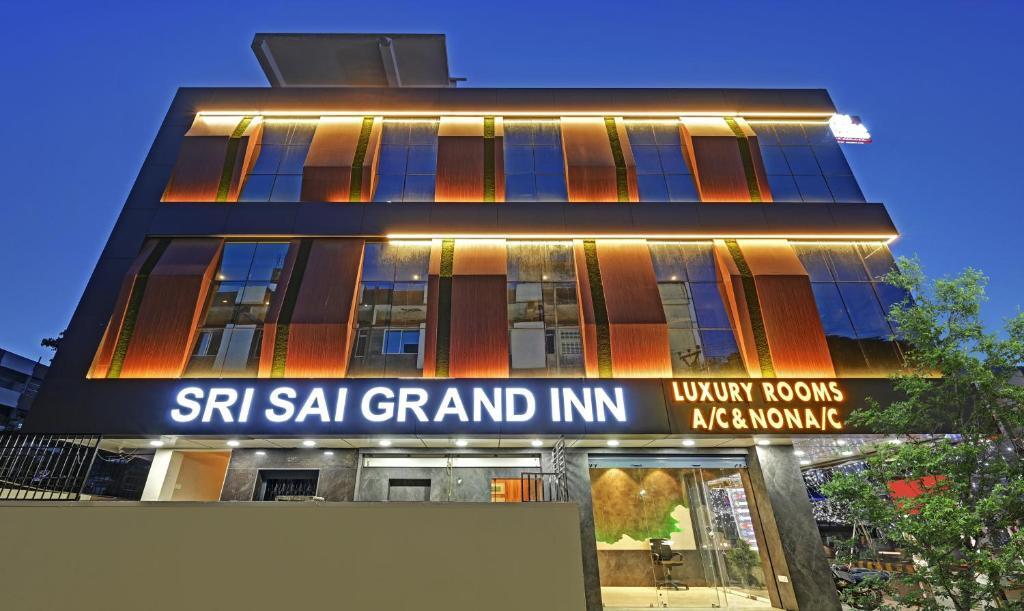 Виджаявада: Itsy Hotels Sri Sai Grand Inn