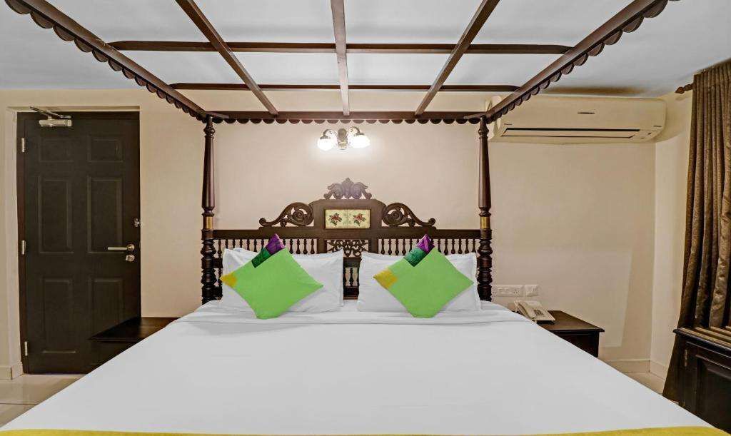Коччи: Treebo Anchor Inn