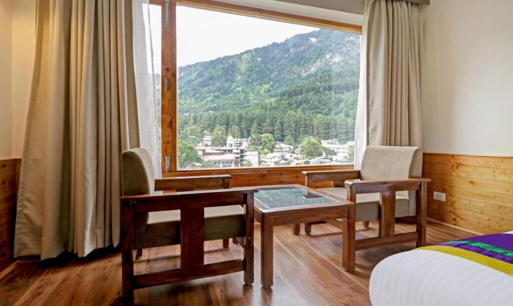 Манали: Treebo Premium Sattva With Mountain View