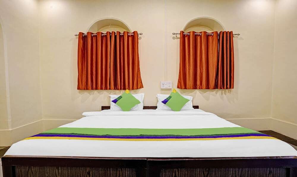 Матеран: Treebo Cecil Resort, 600 Mtrs From Matheran Railway Station