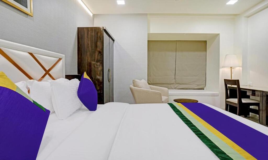 Нагпур: Treebo Premium Golden Bliss Trimurti Nagar Square