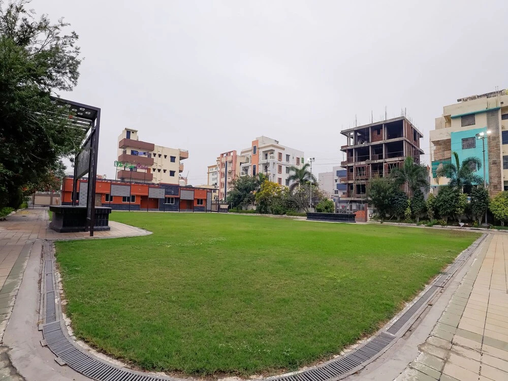 Нагпур: Restr Inn Manish Nagar
