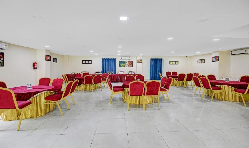 Нойда: Treebo Noida Grand