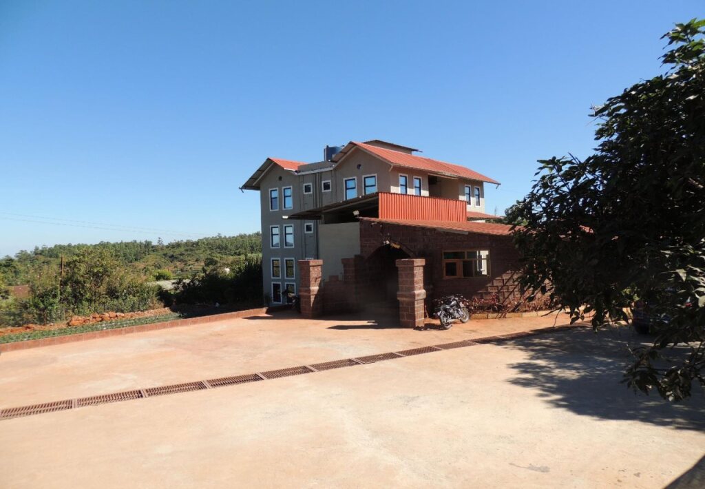 Олд-Махабалешвар: Treebo Vhyomaan Resort