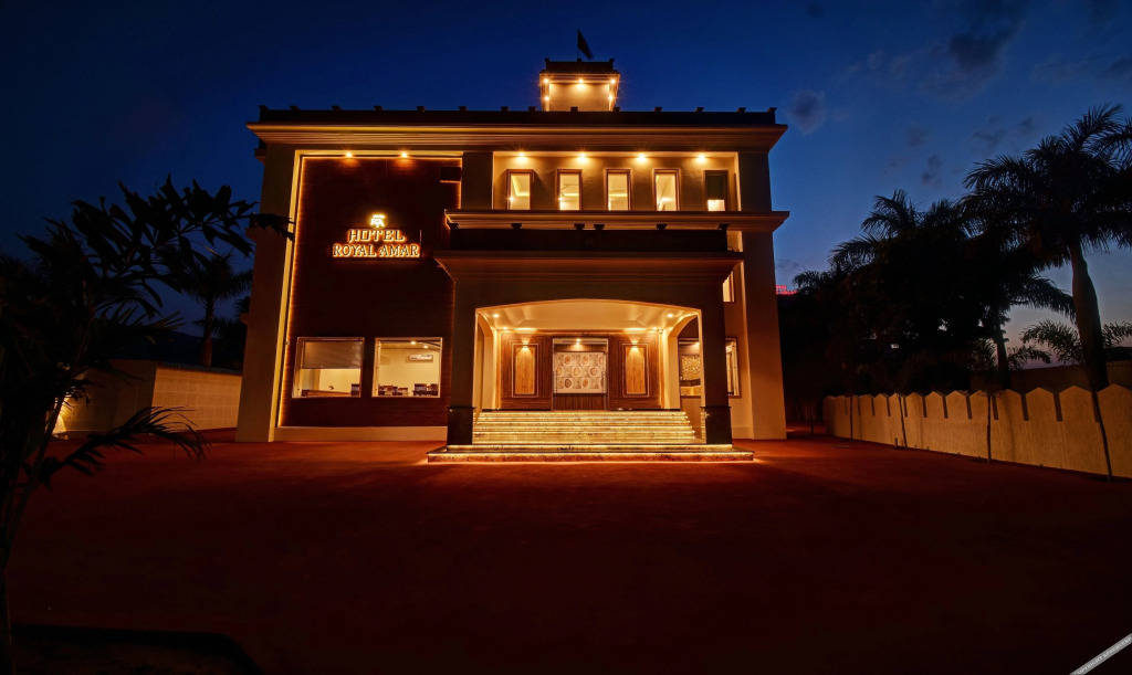 Пушкар: Treebo Premium Royal Amar With Mountain View,  2 Km From Pushkar Lake