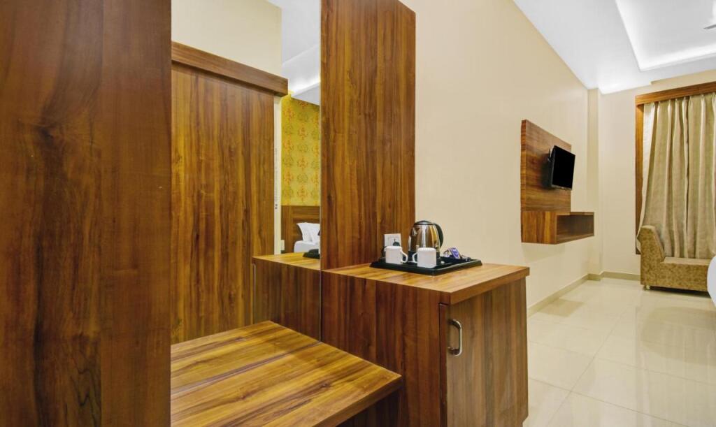 Пушкар: Treebo Premium Royal Amar With Mountain View,  2 Km From Pushkar Lake