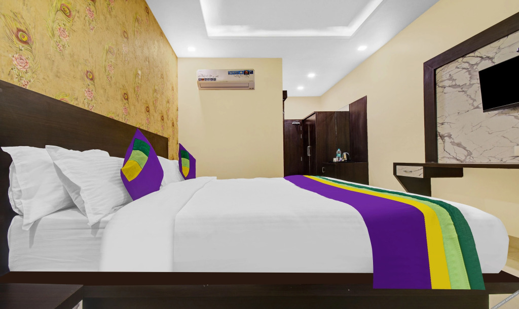 Пушкар: Treebo Premium Royal Amar With Mountain View,  2 Km From Pushkar Lake