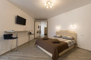 Прибрежное (Сакский район): Iguana Guest House