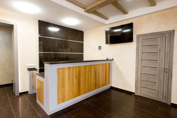Прибрежное (Сакский район): Iguana Guest House