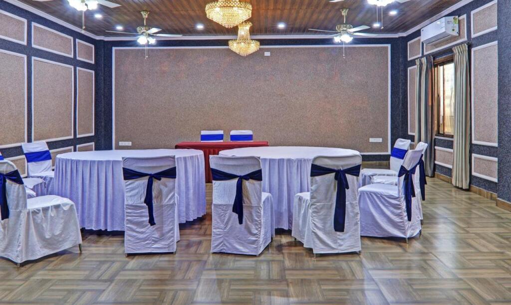 Ранчи: Treebo Raj Inn Lalpur