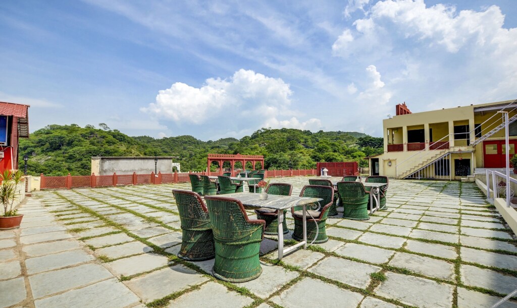 Садри: Treebo Kumbhal Castle, 2 Km From Kumbalgarh Fort