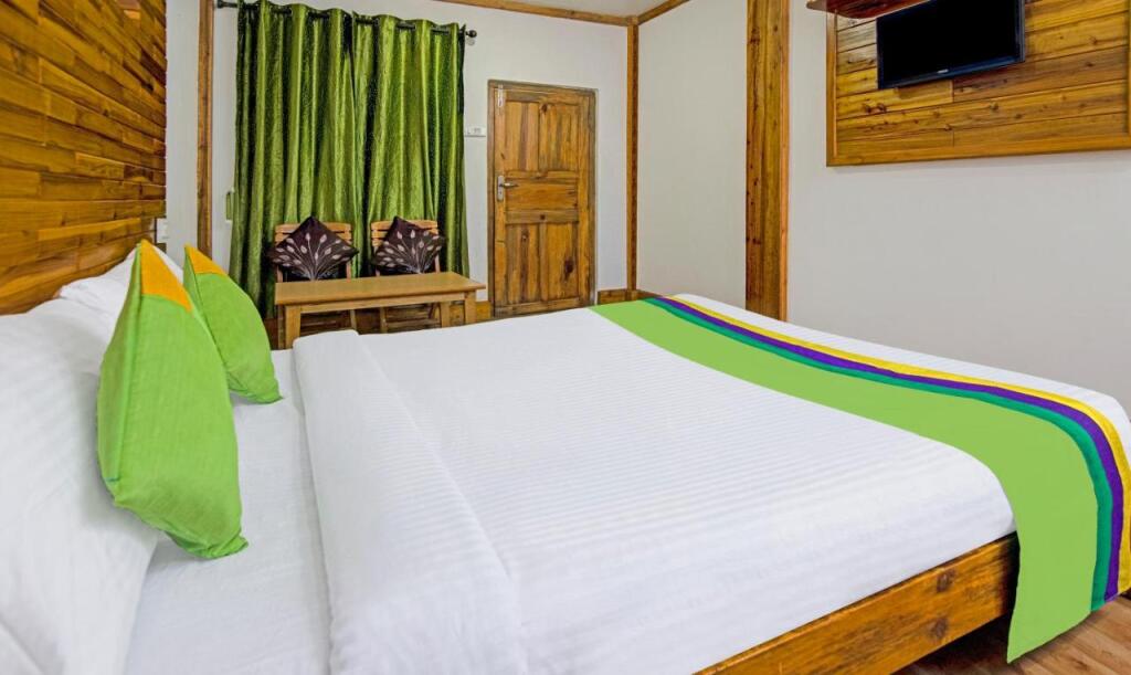 Шиллонг: Treebo Trend Omega Stay Inn Shillong