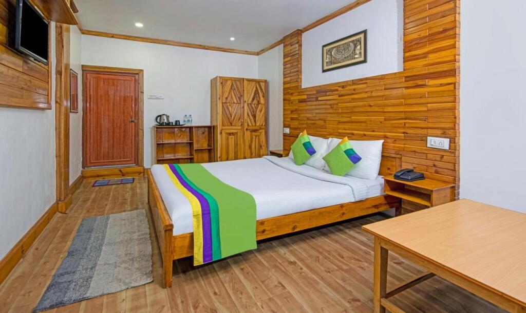 Шиллонг: Treebo Trend Omega Stay Inn Shillong