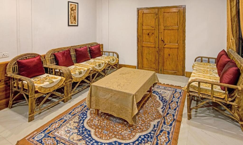 Шиллонг: Treebo Trend Omega Stay Inn Shillong