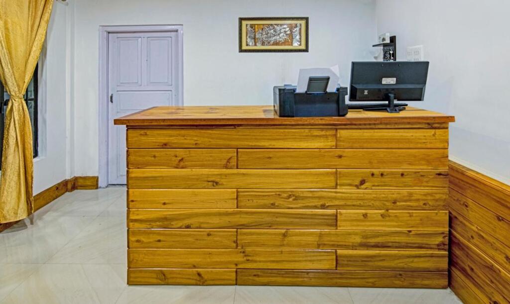 Шиллонг: Treebo Trend Omega Stay Inn Shillong