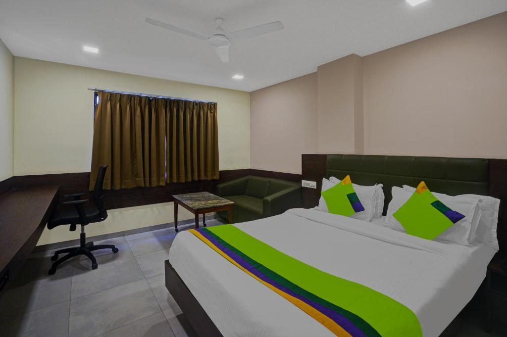 Сурат: Greenotel Rooms, Hazira, Surat