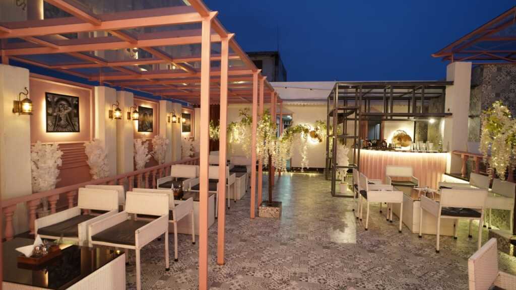 Дург: Hotel Nikhil Regency