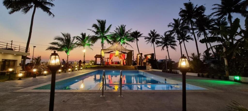 Эдава: Ashokam Resorts