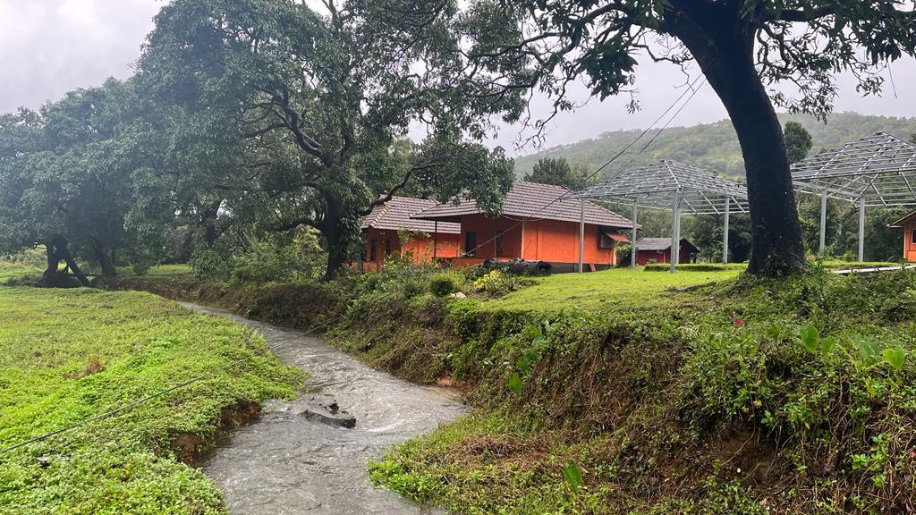 Гоникоппал: Backpacker's Nature Lodge in Theralu
