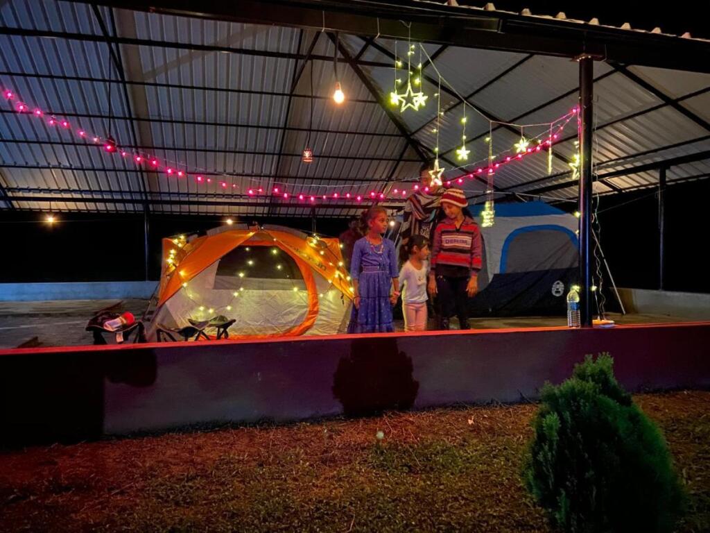 carousel image 1