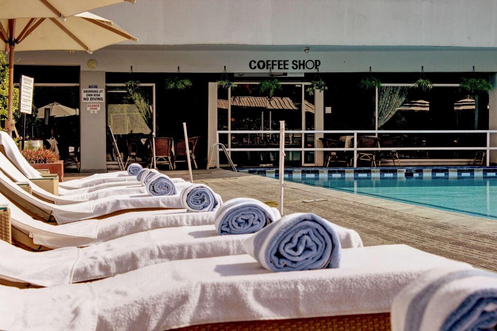Гуруграм: Best Western Resort Country Club