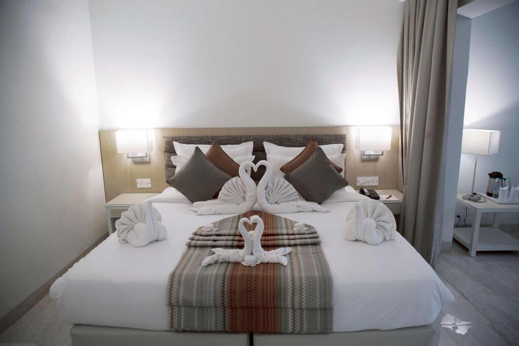 Гуруграм: Best Western Resort Country Club