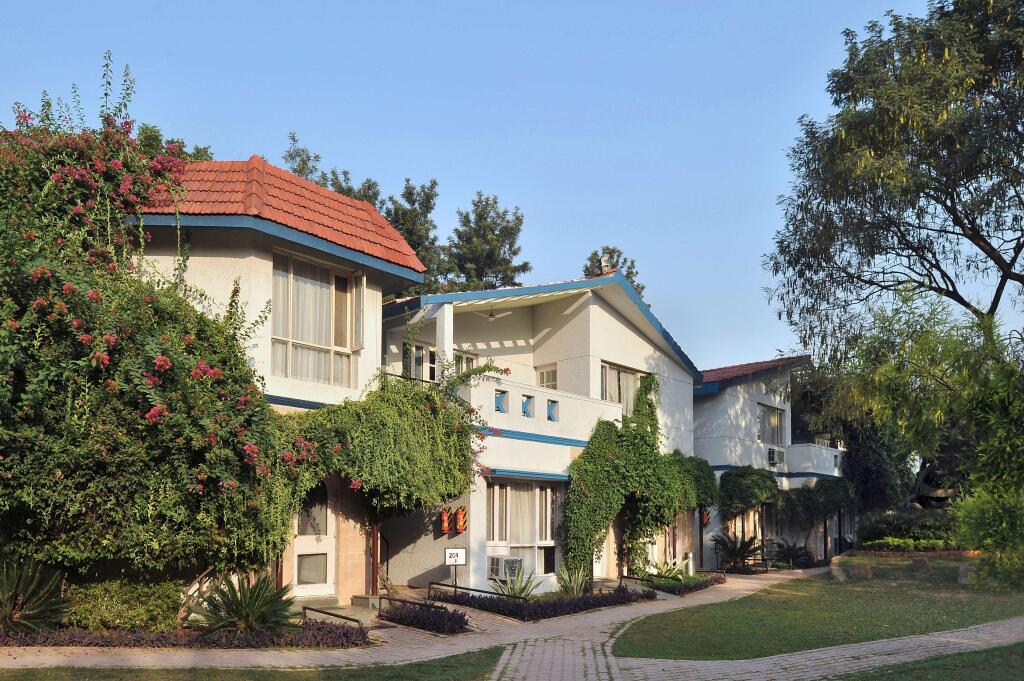 Гуруграм: Best Western Resort Country Club
