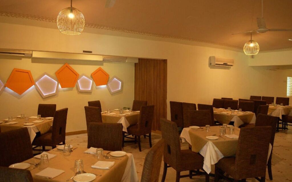 Гуруграм: Best Western Resort Country Club