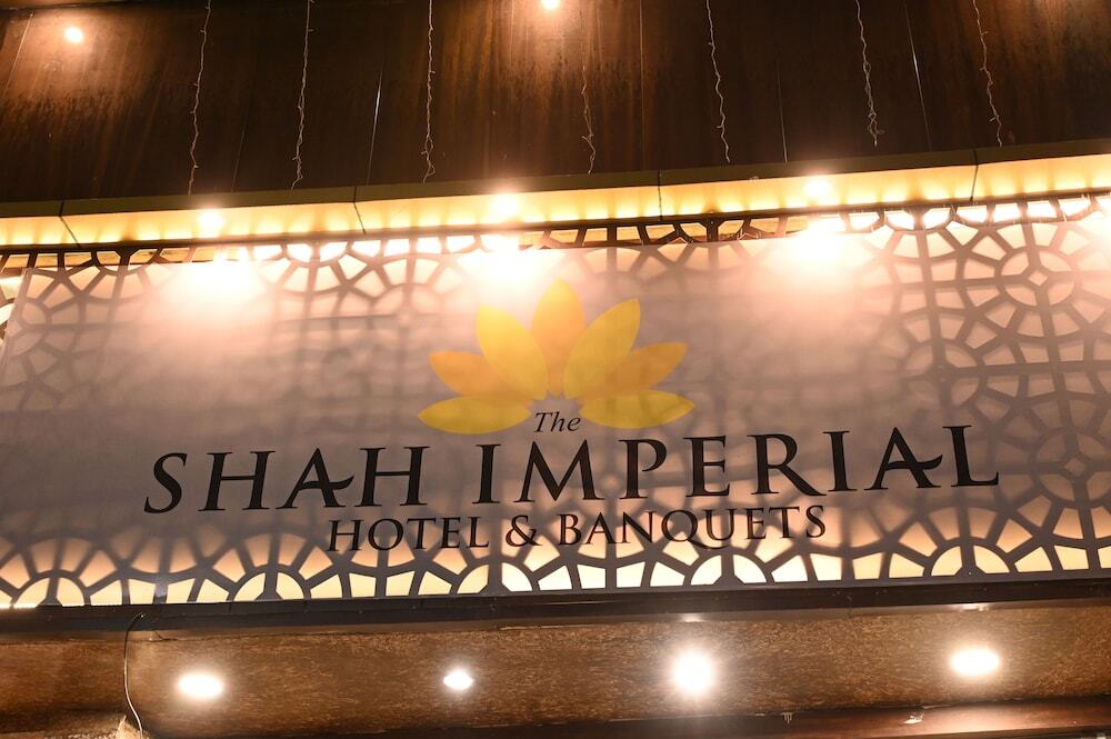 Гвалиор: The Shah Imperial