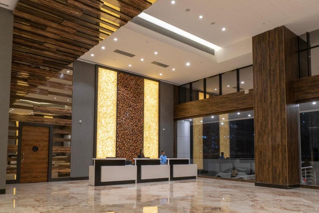 Вакад: Hotel Tip Top International Pune