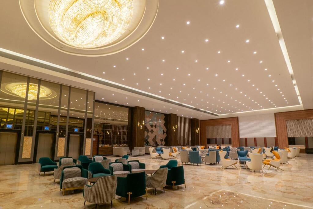Вакад: Hotel Tip Top International Pune