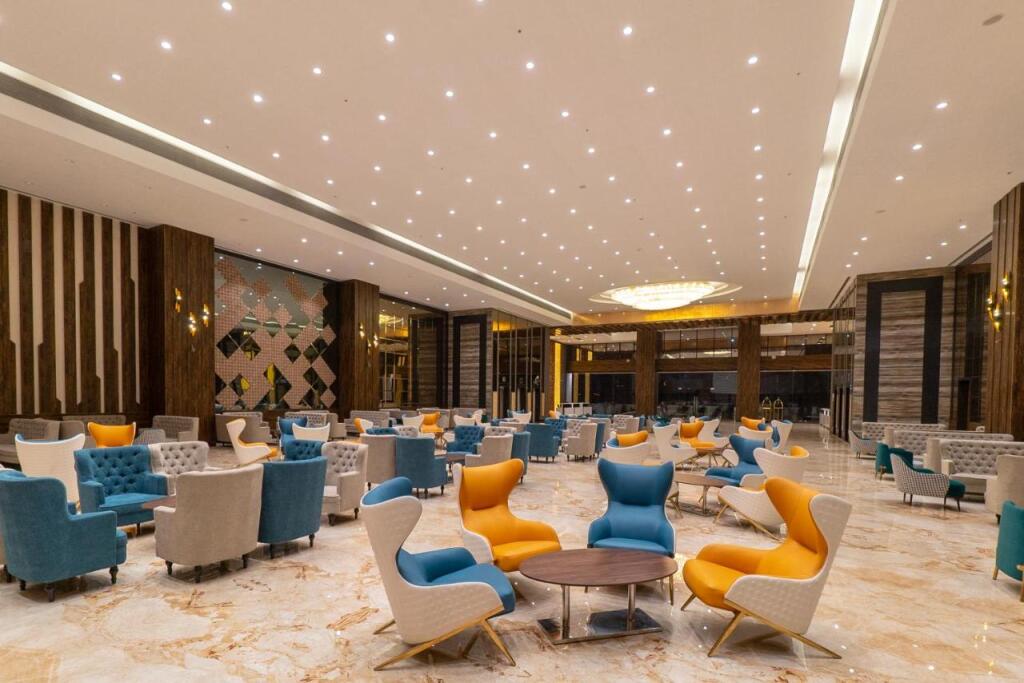 Вакад: Hotel Tip Top International Pune