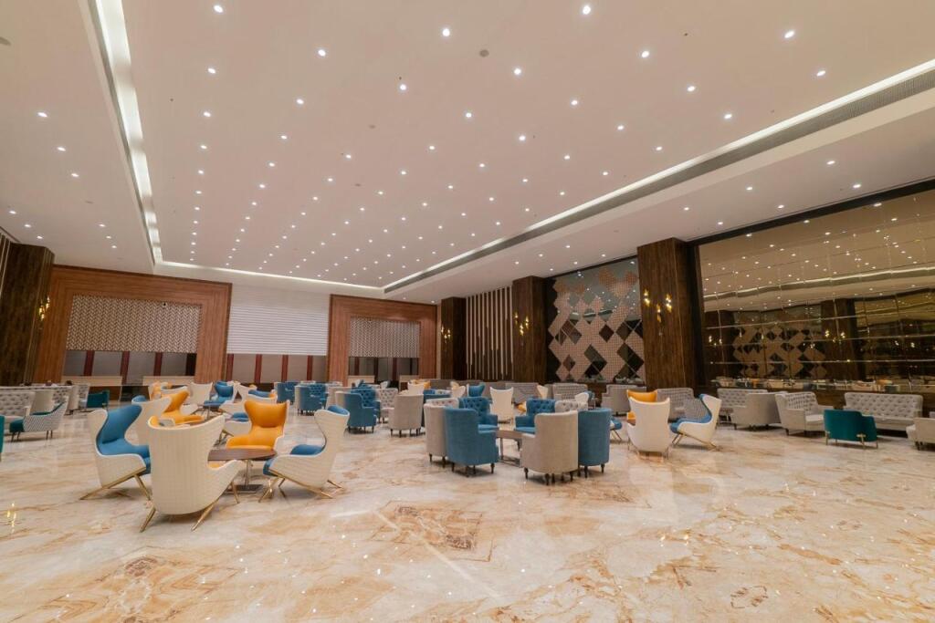 Вакад: Hotel Tip Top International Pune