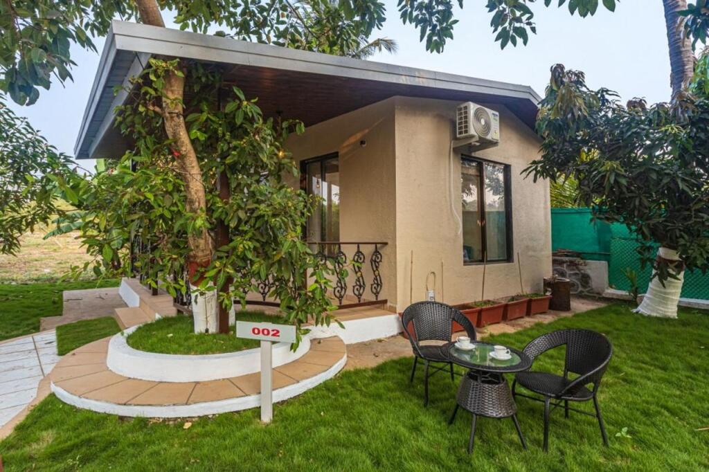 Киим: SaffronStays Serene Retreat, Alibaug