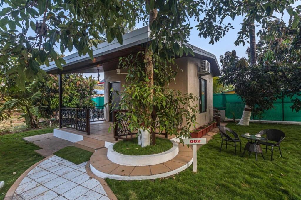 Киим: SaffronStays Serene Retreat, Alibaug
