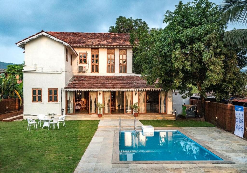 Киим: Saffronstays Amolee, Alibaug