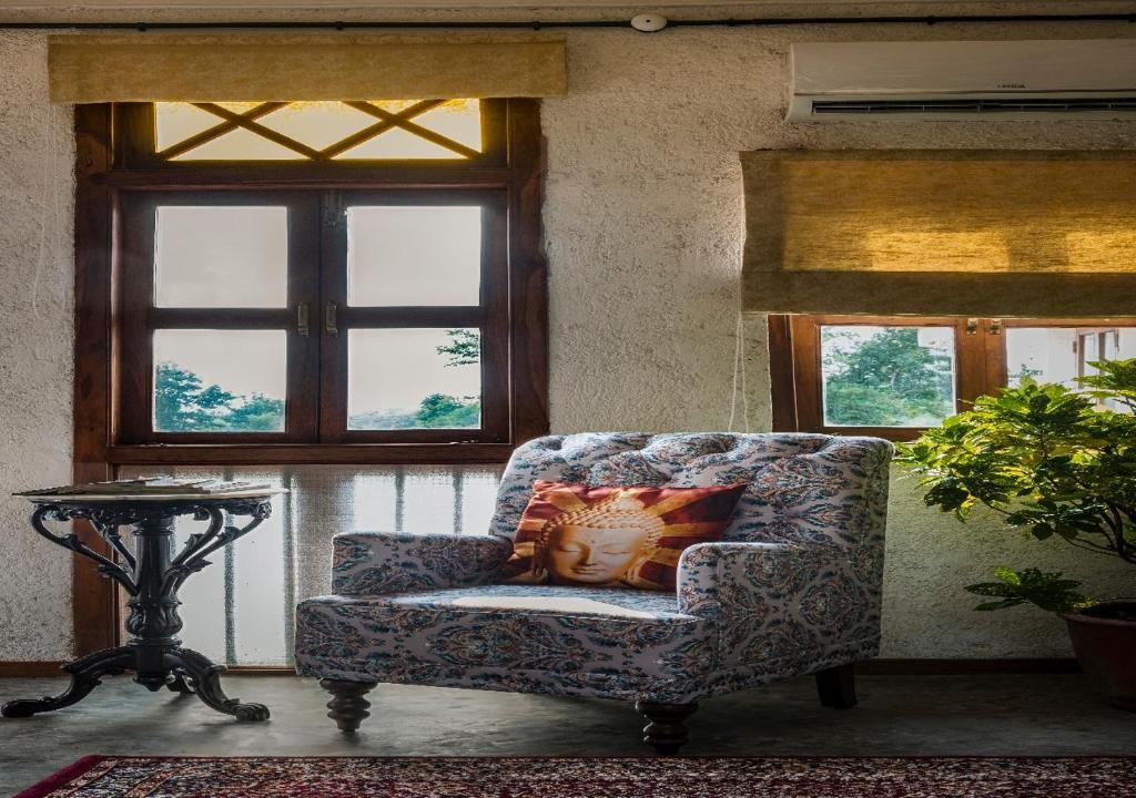 Киим: Saffronstays Amolee, Alibaug