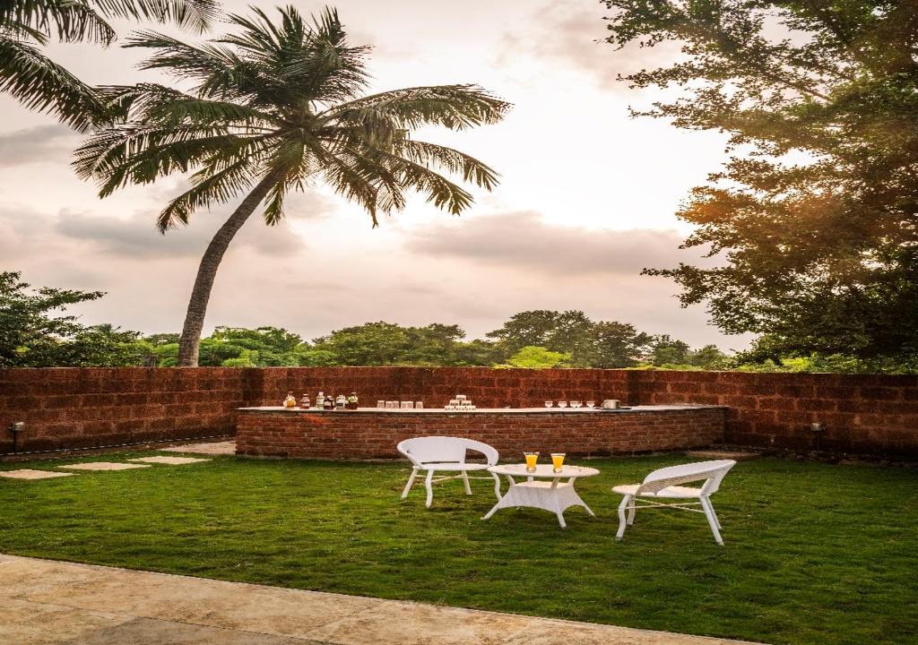 Киим: Saffronstays Amolee, Alibaug