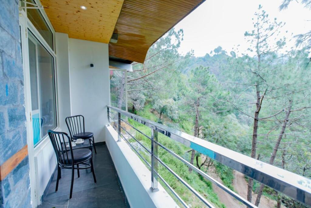 Куфри: Saffronstays Pinecone Cottages - Pet-Friendly Cottages Nestled In Pine And Oak Forest