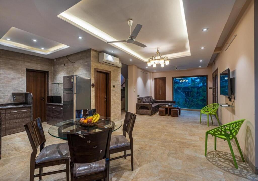 Лонавала: SaffronStays Ebony