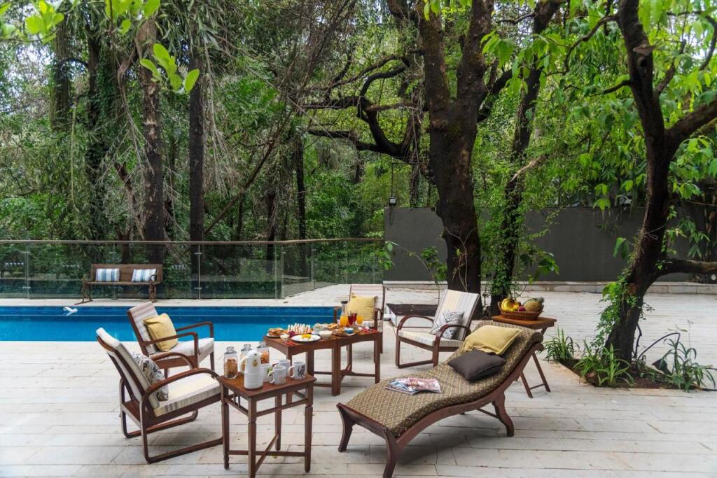 Лонавала: SaffronStays Odeon, Lonavala