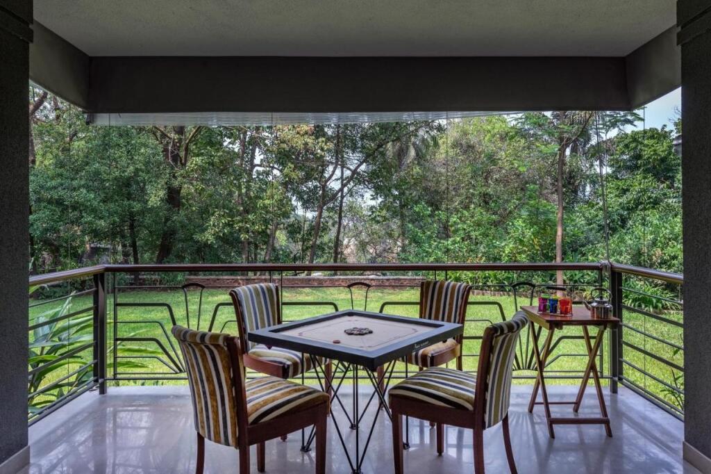 Лонавала: SaffronStays Odeon, Lonavala