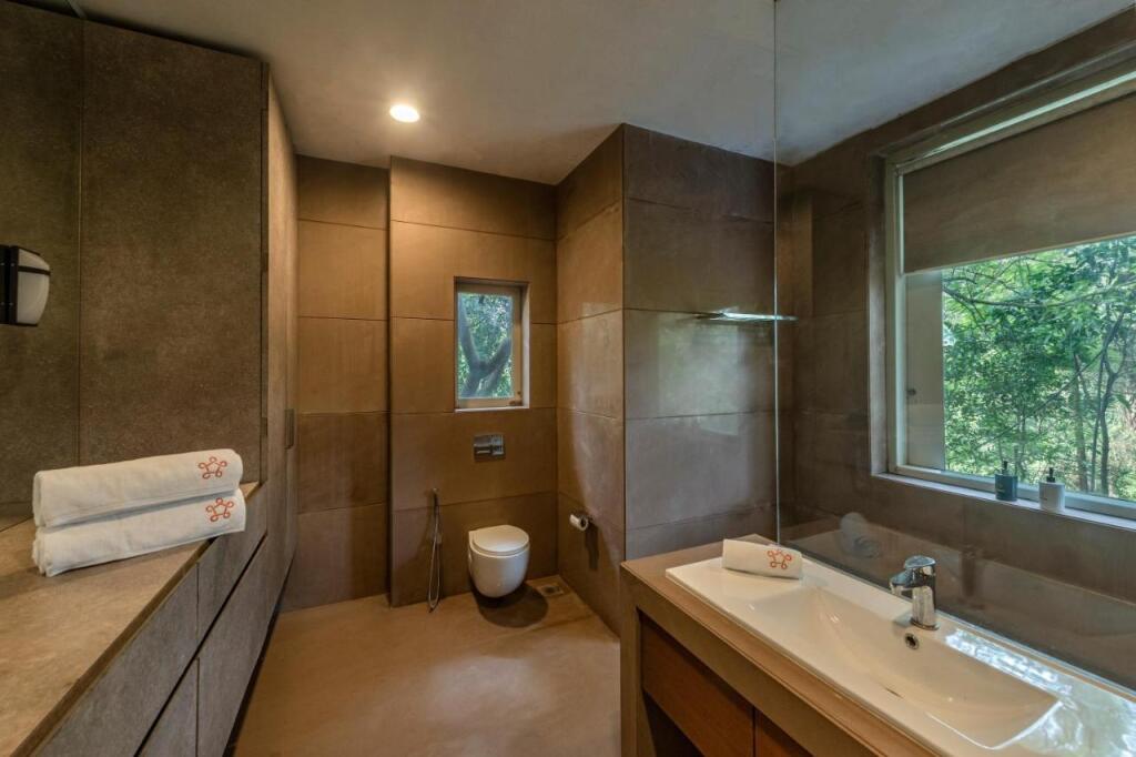 Лонавала: SaffronStays Odeon, Lonavala
