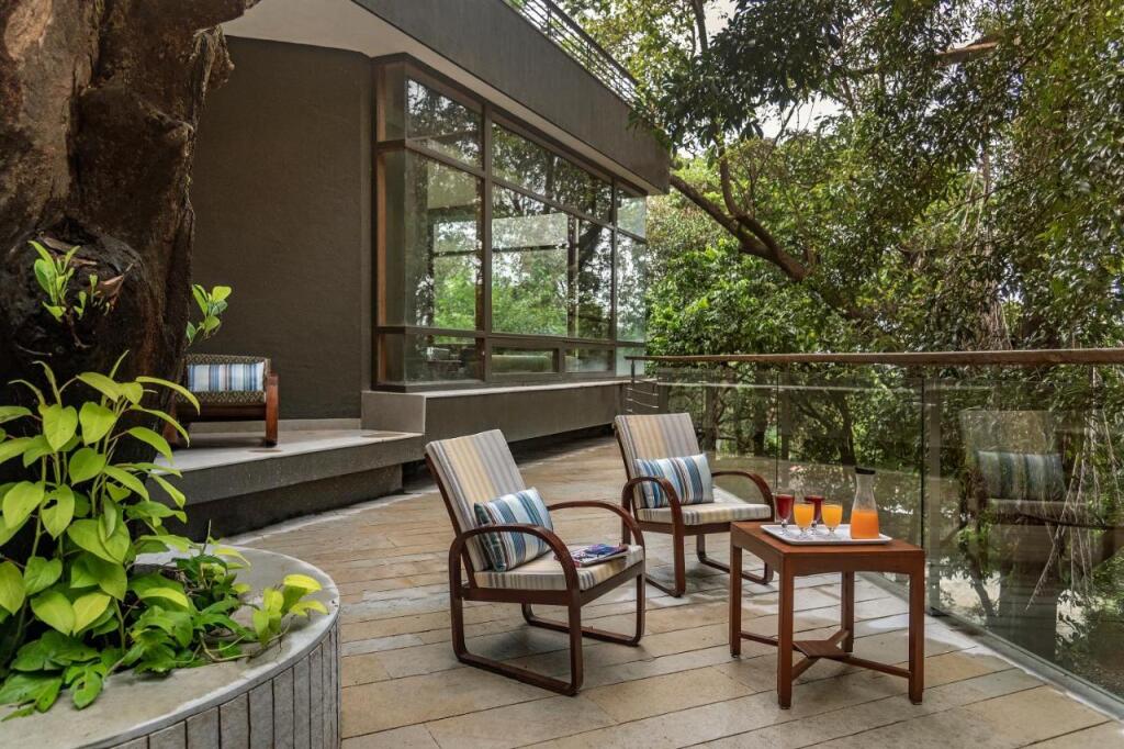 Лонавала: SaffronStays Odeon, Lonavala