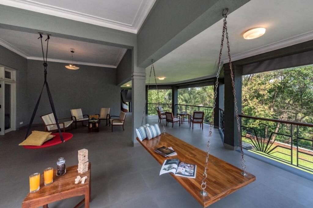 Лонавала: SaffronStays Odeon, Lonavala