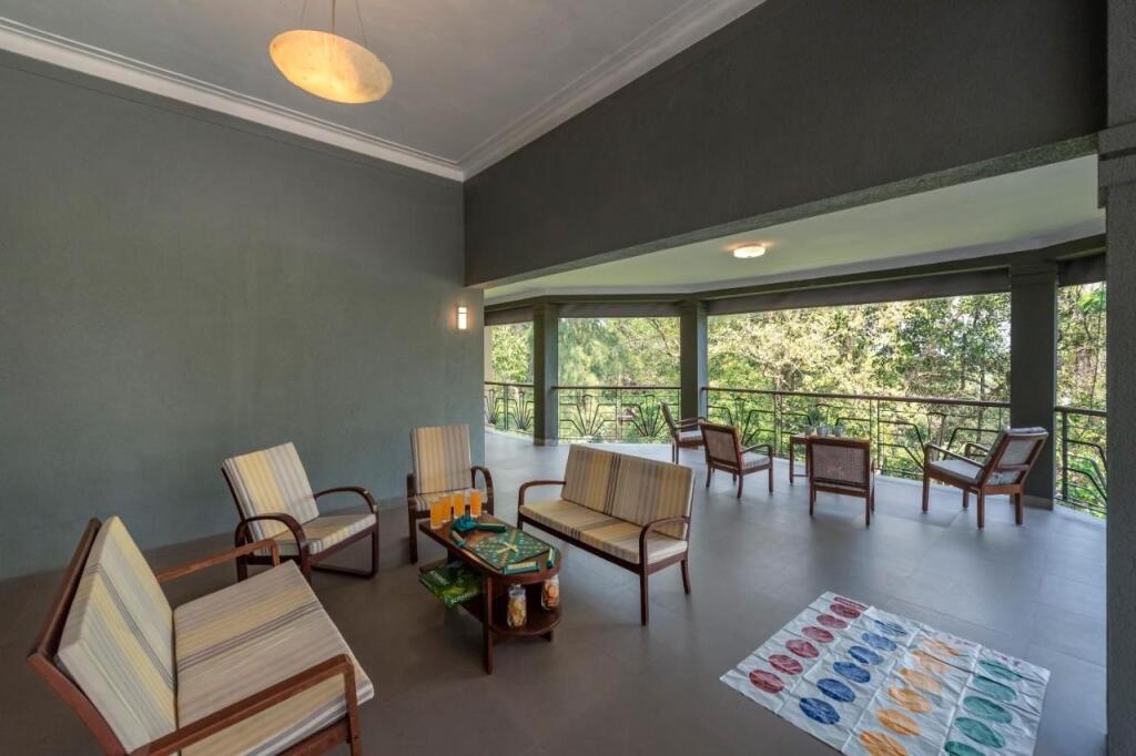 Лонавала: SaffronStays Odeon, Lonavala